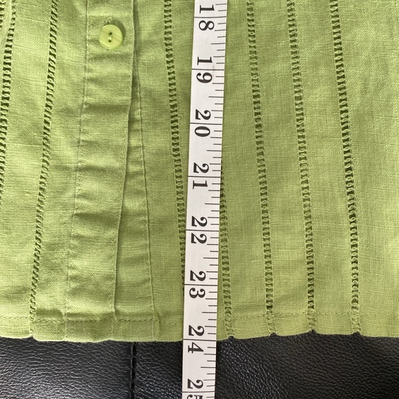 100% linen button down, gently used excellent condition size M - Picture 10 of 11